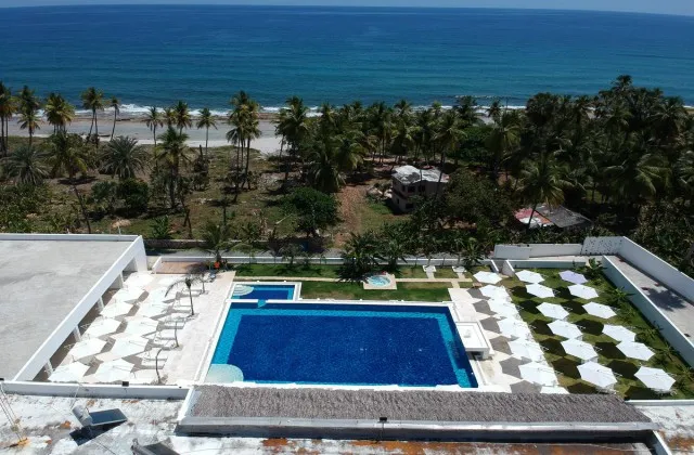Oasi Encantada Restaurant Beach Resort Barahona Dominican Republic
